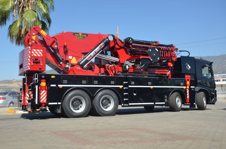ER-320.000 L8+6 - Grue à Flèche Pliable